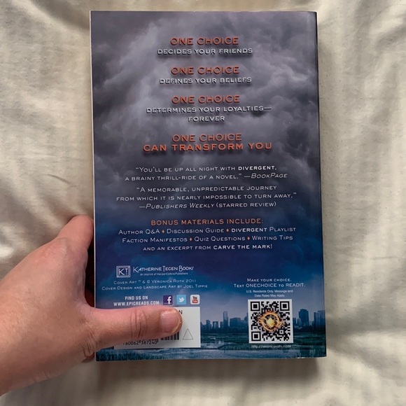 Divergent - Book - - Picture 2 of 5